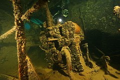 Helmet_Wreck-090