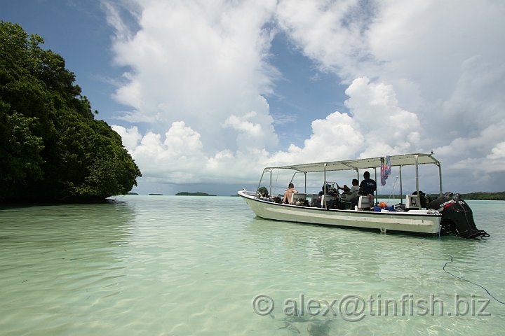 Rock_Islands-016.JPG - Palau Islands - Dive Boat