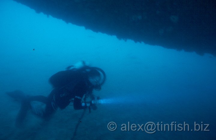 Bow2.jpg - Underneath the bow