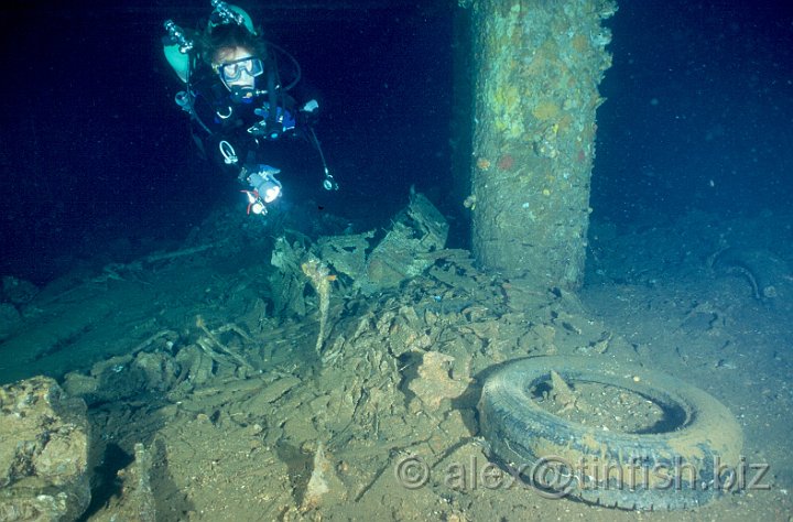 Car6.jpg - Remains of cars inside the hold