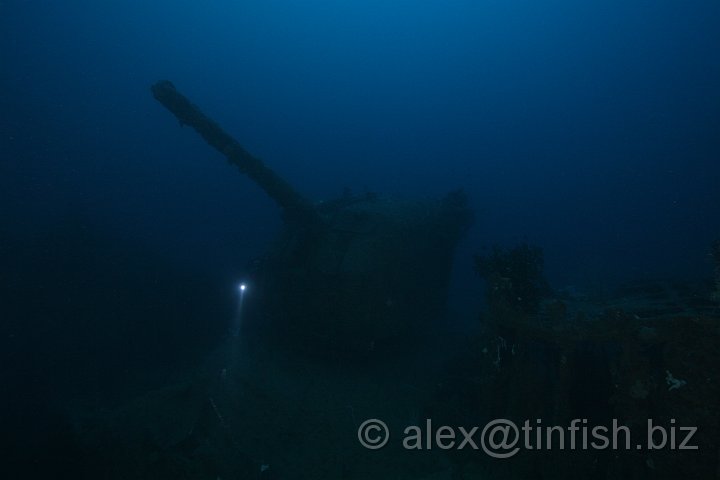 USS_Aaron_Ward-69.JPG - Matt explores the rear 5" gun